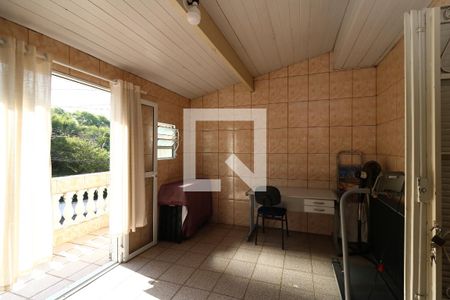 Casa à venda com 162m², 3 quartos e 2 vagasEscritório