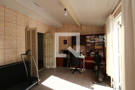 Casa à venda com 162m², 3 quartos e 2 vagasEscritório