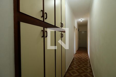 Casa à venda com 162m², 3 quartos e 2 vagasCorredor do Primeiro Andar