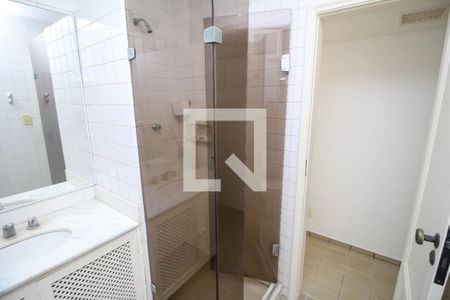 Apartamento à venda com 94m², 3 quartos e sem vagaBanheiro Social