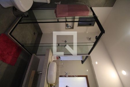 Casa de condomínio para alugar com 250m², 4 quartos e 1 vaga Casa de condomínio para alugar com 250m², 4 quartos e 1 vagaBanheiro da Suíte 4
