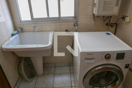 Apartamento à venda com 115m², 3 quartos e 1 vaga Apartamento à venda com 115m², 3 quartos e 1 vagaÁrea de Serviço