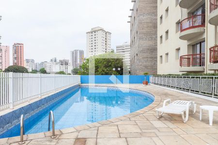 Apartamento à venda com 115m², 3 quartos e 1 vaga Apartamento à venda com 115m², 3 quartos e 1 vagaÁrea comum - Piscina