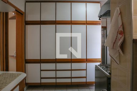 Apartamento à venda com 115m², 3 quartos e 1 vaga Apartamento à venda com 115m², 3 quartos e 1 vagaCozinha