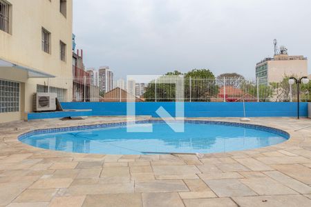 Apartamento à venda com 115m², 3 quartos e 1 vaga Apartamento à venda com 115m², 3 quartos e 1 vagaÁrea comum - Piscina