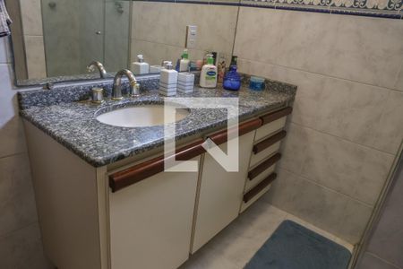 Apartamento à venda com 115m², 3 quartos e 1 vaga Apartamento à venda com 115m², 3 quartos e 1 vagaBanheiro Social