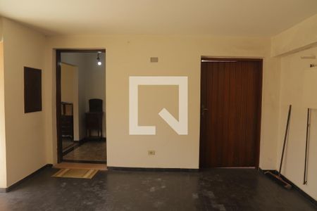 Casa à venda com 165m², 3 quartos e 3 vagasGaragem