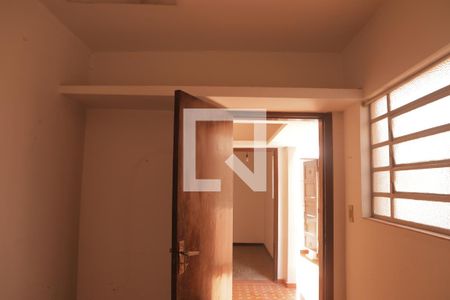 Casa à venda com 165m², 3 quartos e 3 vagasEdícula quarto 01