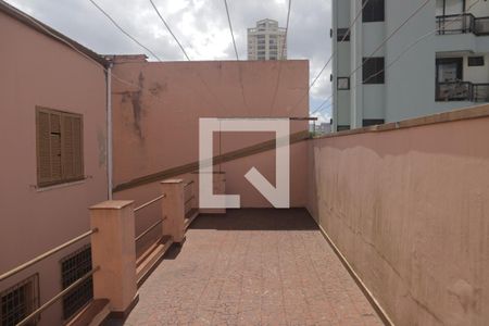 Casa à venda com 165m², 3 quartos e 3 vagasTerraço