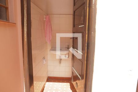 Casa à venda com 165m², 3 quartos e 3 vagasBanheiro de serviço