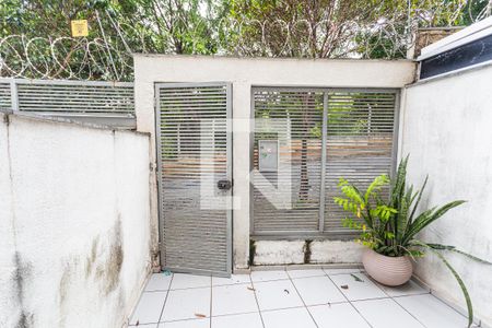 Apartamento à venda com 80m², 2 quartos e 1 vaga Apartamento à venda com 80m², 2 quartos e 1 vagaHall de Entrada