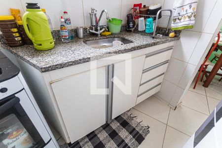 Apartamento à venda com 80m², 2 quartos e 1 vaga Apartamento à venda com 80m², 2 quartos e 1 vagaArmário da Cozinha