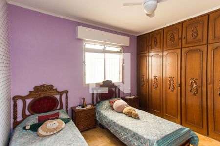 Casa à venda com 438m², 3 quartos e 5 vagasQuarto 1  