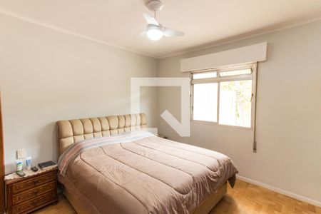 Casa à venda com 438m², 3 quartos e 5 vagasSuíte  