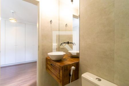 Apartamento à venda com 133m², 3 quartos e 3 vagas Apartamento à venda com 133m², 3 quartos e 3 vagasBanheiro da suíte