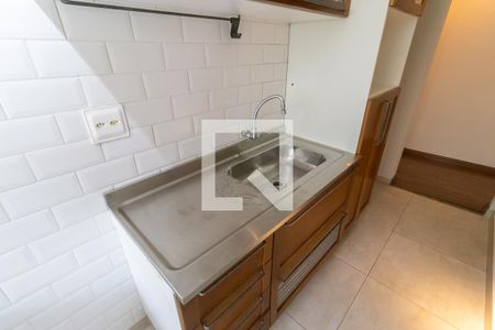 Apartamento à venda com 133m², 3 quartos e 3 vagas Apartamento à venda com 133m², 3 quartos e 3 vagasCozinha