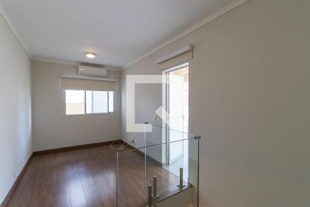 Apartamento à venda com 133m², 3 quartos e 3 vagas Apartamento à venda com 133m², 3 quartos e 3 vagasSala do nível superior