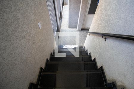 Apartamento para alugar com 42m², 2 quartos e 1 vaga Apartamento para alugar com 42m², 2 quartos e 1 vagaEscada