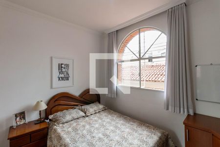 Casa à venda com 370m², 4 quartos e 4 vagasQuarto 2