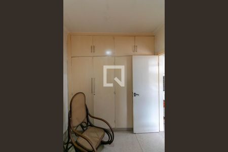 Casa à venda com 370m², 4 quartos e 4 vagasEscritório