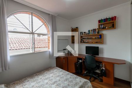 Casa à venda com 370m², 4 quartos e 4 vagasQuarto 2