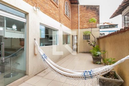 Casa à venda com 370m², 4 quartos e 4 vagasÁrea gourmet