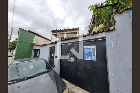 Casa à venda com 144m², 2 quartos e 1 vaga Casa à venda com 144m², 2 quartos e 1 vagaFachada