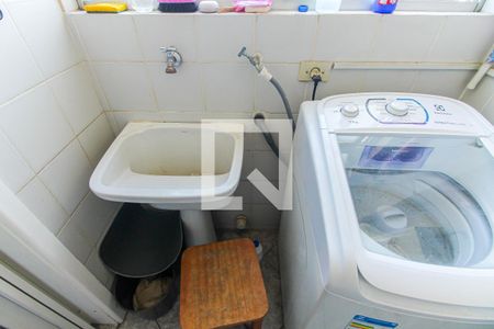 Apartamento à venda com 64m², 2 quartos e 1 vaga Apartamento à venda com 64m², 2 quartos e 1 vagaÁrea de Serviço