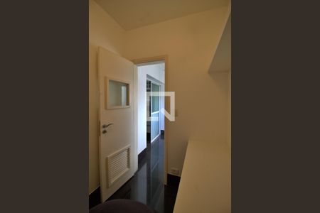 Apartamento à venda com 85m², 2 quartos e 2 vagas Apartamento à venda com 85m², 2 quartos e 2 vagasQuarto de Serviço