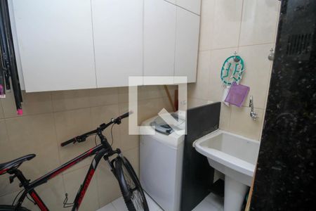 Apartamento à venda com 62m², 2 quartos e sem vaga Apartamento à venda com 62m², 2 quartos e sem vagaÁrea de Serviço