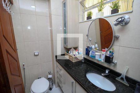 Apartamento à venda com 62m², 2 quartos e sem vaga Apartamento à venda com 62m², 2 quartos e sem vagaBanheiro Social