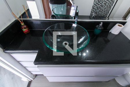 Apartamento à venda com 83m², 2 quartos e 1 vaga Apartamento à venda com 83m², 2 quartos e 1 vagaBanheiro da Suíte 1