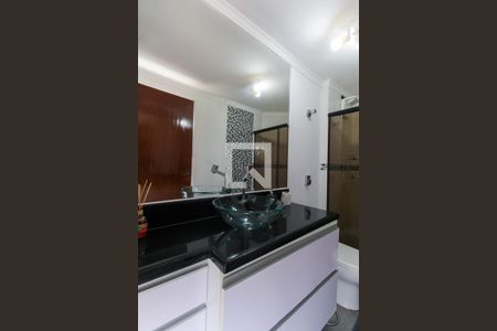 Apartamento à venda com 83m², 2 quartos e 1 vaga Apartamento à venda com 83m², 2 quartos e 1 vagaBanheiro da Suíte 1