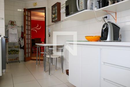 Apartamento à venda com 296m², 3 quartos e 3 vagas Apartamento à venda com 296m², 3 quartos e 3 vagasCozinha