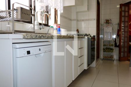 Apartamento à venda com 296m², 3 quartos e 3 vagas Apartamento à venda com 296m², 3 quartos e 3 vagasCozinha