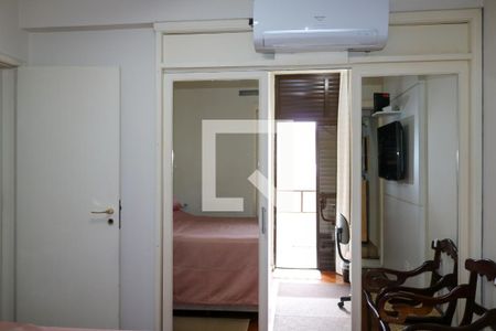 Apartamento à venda com 296m², 3 quartos e 3 vagas Apartamento à venda com 296m², 3 quartos e 3 vagasSuíte Master