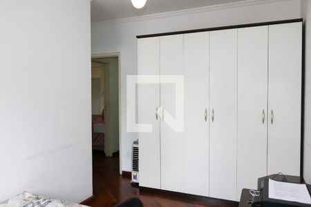 Apartamento à venda com 296m², 3 quartos e 3 vagas Apartamento à venda com 296m², 3 quartos e 3 vagasSuite 2