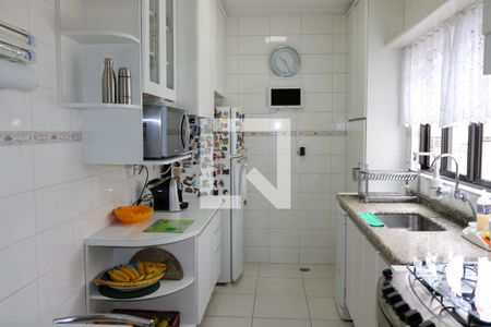 Apartamento à venda com 296m², 3 quartos e 3 vagas Apartamento à venda com 296m², 3 quartos e 3 vagasCozinha