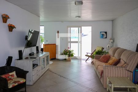 Apartamento à venda com 296m², 3 quartos e 3 vagas Apartamento à venda com 296m², 3 quartos e 3 vagasCobertura