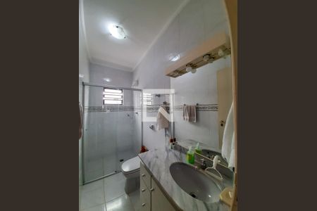 Apartamento à venda com 296m², 3 quartos e 3 vagas Apartamento à venda com 296m², 3 quartos e 3 vagasBanheiro da Suíte 2