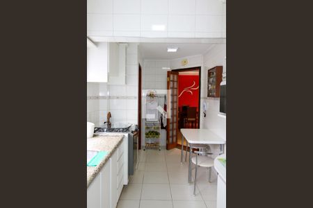 Apartamento à venda com 296m², 3 quartos e 3 vagas Apartamento à venda com 296m², 3 quartos e 3 vagasCozinha