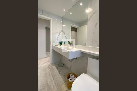 Apartamento à venda com 95m², 2 quartos e 2 vagasBanheiro da Suíte 1