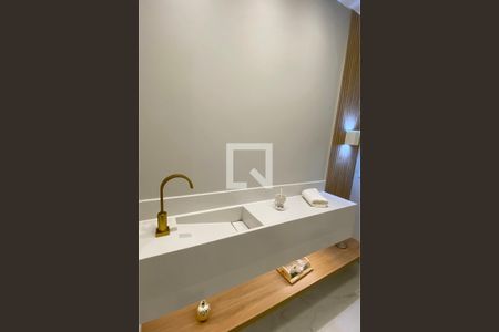 Apartamento à venda com 95m², 2 quartos e 2 vagasBanheiro Social