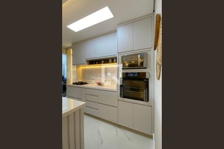 Apartamento à venda com 95m², 2 quartos e 2 vagasCozinha