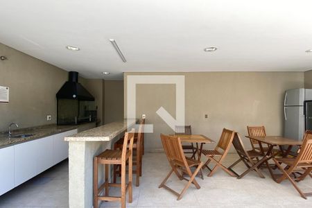 Apartamento à venda com 95m², 2 quartos e 2 vagasChurrasqueira