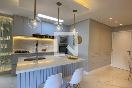 Apartamento à venda com 95m², 2 quartos e 2 vagasCozinha