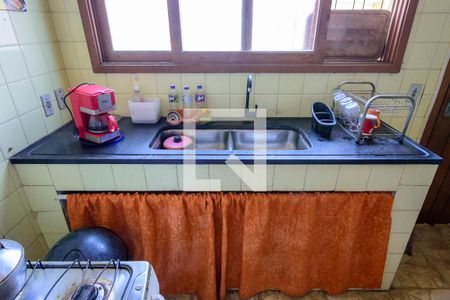 Casa à venda com 440m², 5 quartos e 2 vagas Casa à venda com 440m², 5 quartos e 2 vagasCozinha