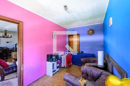 Casa à venda com 440m², 5 quartos e 2 vagas Casa à venda com 440m², 5 quartos e 2 vagasEscritório