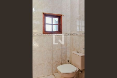 Casa à venda com 120m², 2 quartos e 1 vaga Casa à venda com 120m², 2 quartos e 1 vagaBanheiro