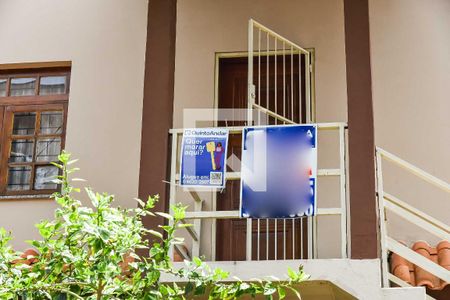 Casa à venda com 120m², 2 quartos e 1 vaga Casa à venda com 120m², 2 quartos e 1 vagaPlaquinha instalada na fachada do imóvel